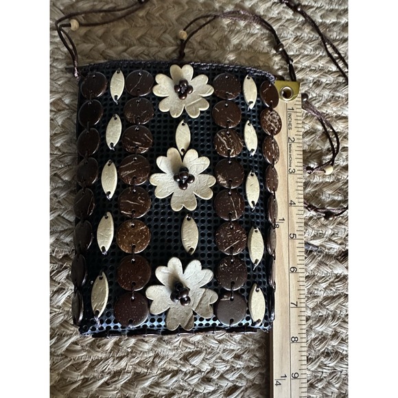 Coconut Shell Crossbody Bag Purse - 7.5" x 6", Handmade, Floral, Hawaiian Style - Picture 5 of 9